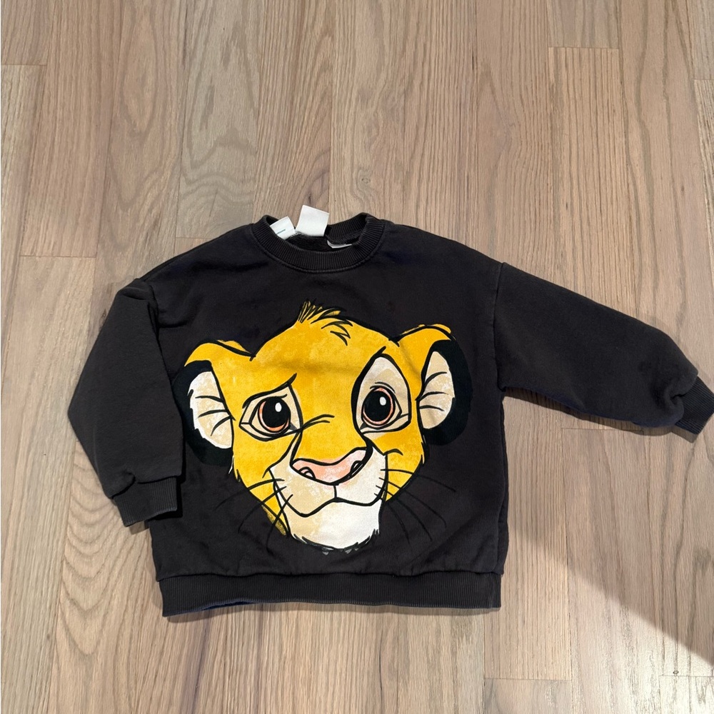 Zara boys Simba Lion King Sweatshirt size 3-4T